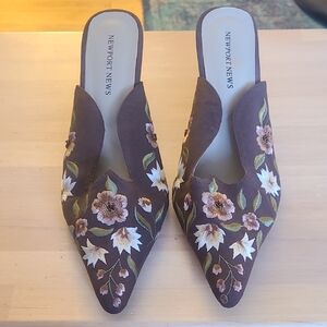 Newport News Brown Floral Mules